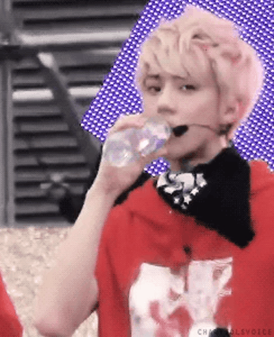  『老人』「EXO」「分享」200325 年轻的身体里住着一个老人的灵魂，世勋老大爷式取向狙击