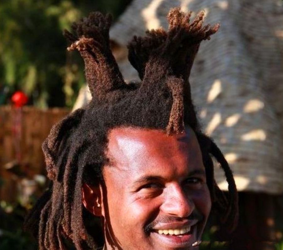 实拍非洲人喜欢的发型，一个发型想3年，洗头要一天