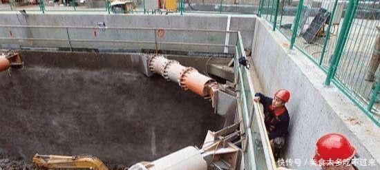  「明明」地铁明明需要挖很深，为啥没见过大量泥土被运出来看完