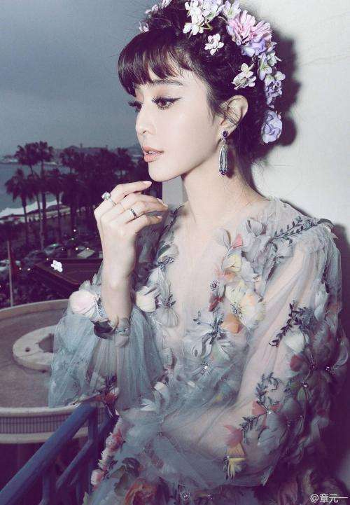 时尚女王范冰冰 穿短裙 美到让人挪不开眼睛