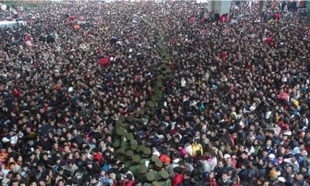 不再有十几万人挤爆火车站，中国最大的时代变迁正在发生