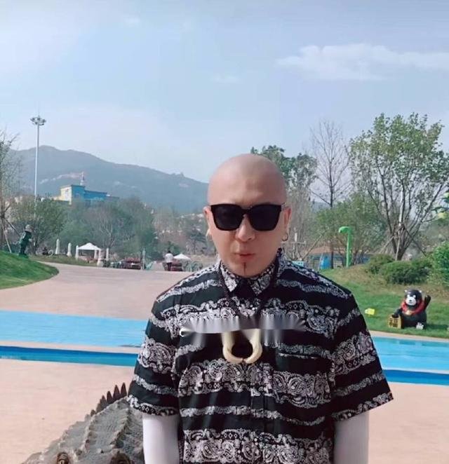 逆徒怒撕刘大美,爆出大量聊天记录,一张图暴露网红们的塑料友情