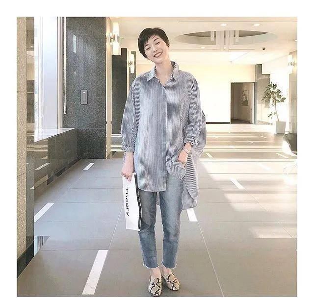  「条纹」博主周报：她们的单品结合起来就是通勤胶囊衣橱