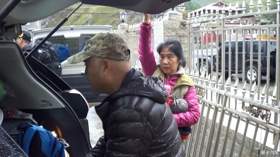 带着年迈父母去西藏，单车自驾奇骏，川进青出，13天7000公里~