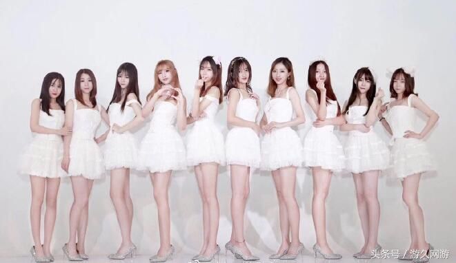 40度高温天气还去逛CJ展会的 除了游戏周边之外还有一排排美女