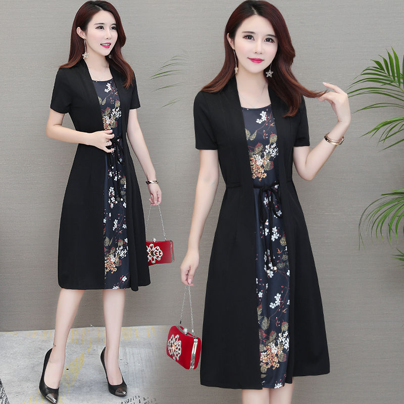 胖女人别乱穿衣服!新发现一种:“蜂腰”连衣裙，性感有气质