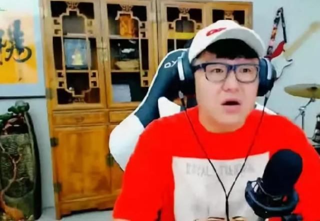 刘一手吐槽“表哥”上假粉，第二次严打来临，致摩登遭抖音打压！