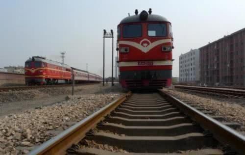  不锈钢■为什么火车铁轨采用会生锈的钢铁，而不用不锈钢？很多