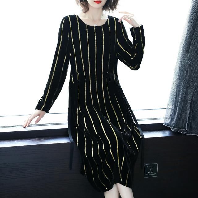 十件旗袍，都不如一件金丝绒裙！一件比一件漂亮，中秋国庆穿正好