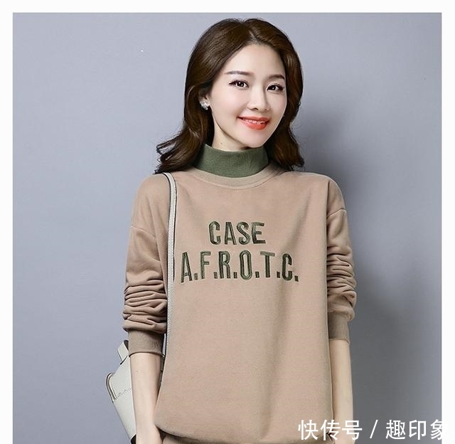 「针织」无意中发现:今秋流行这“小衫 哈伦裤”,随性时髦,天凉穿刚好
