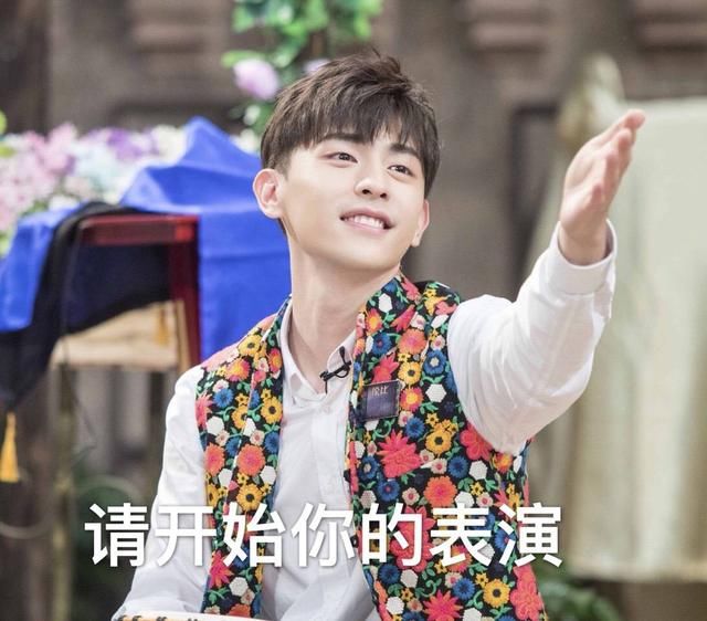 邓伦最近有点忙，接连“被恋爱”，网友：抵制造谣