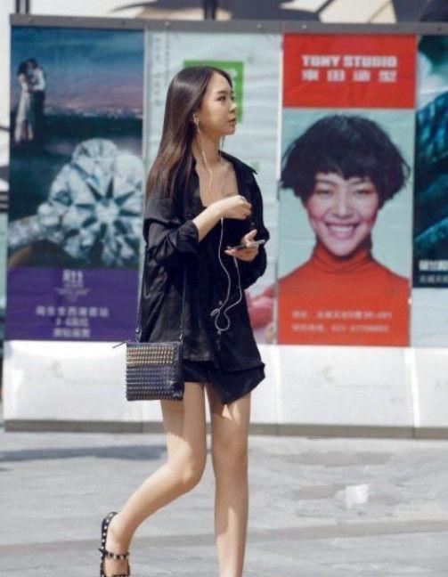  【精致】街拍小姐姐：迷人长裙，精致旗袍，女人味十足
