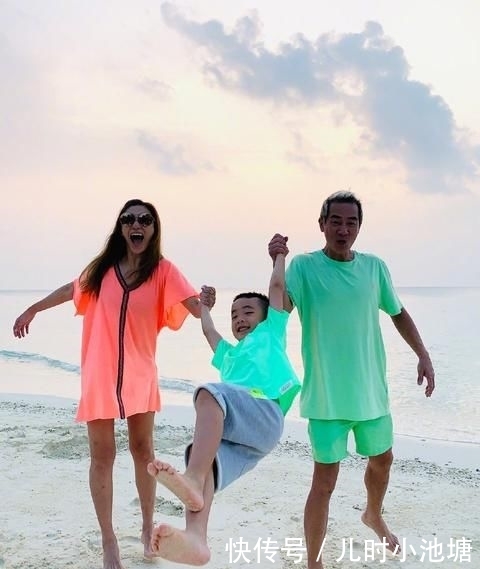 应采儿二胎后现身