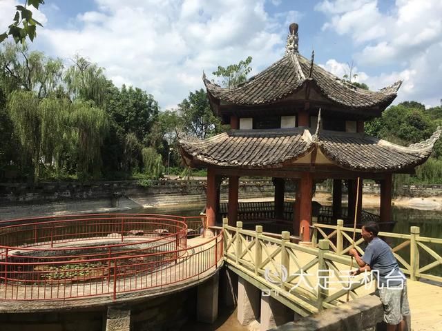 封闭多年的圣迹池显露真容 不久将面向游客开放