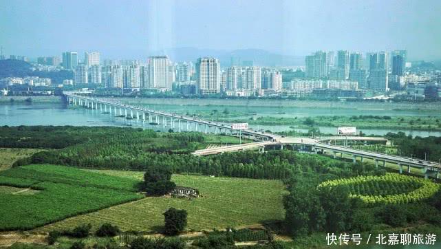 440亿高铁驶入，四川这个县还将撤县设市，未来将迅速崛起