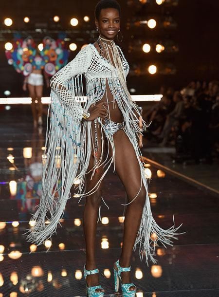 维秘复试，黑人“腿神”现身，猪蹄们连P图都不敢拉成这样!