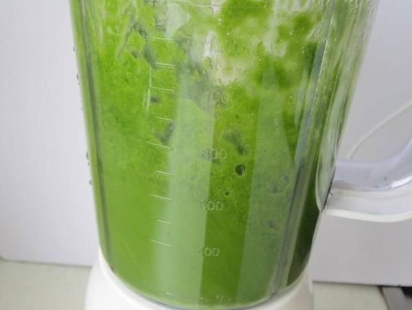  朋友：真羡慕，朋友10天减了5斤多，原来每天吃“韭菜”瘦了穿啥都好看