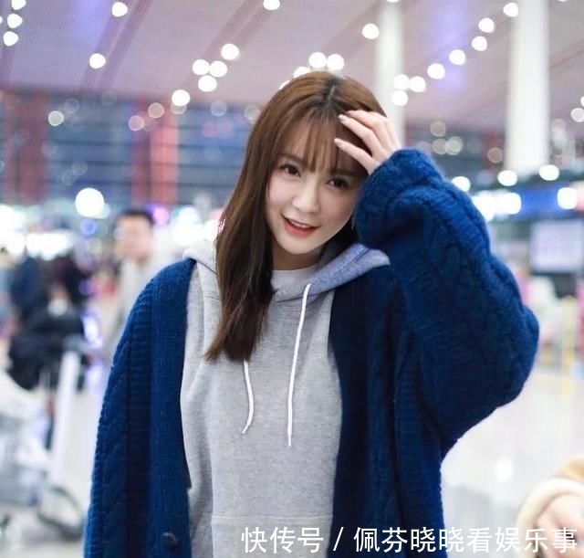 【穿搭】开春不知道穿什么?今年流行的4款外套,时髦又经典,谁穿谁美
