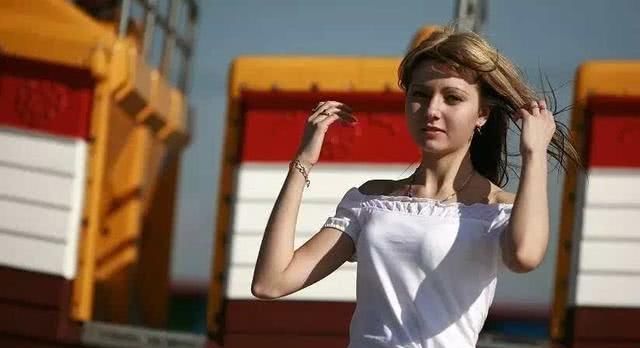 国内有一个城市，盛产混血美女，难怪国内国外那么多游客都来此