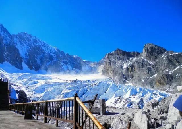 玉龙雪山山体崩塌！莫非今生无缘此山？6张大图带你领略“神山”