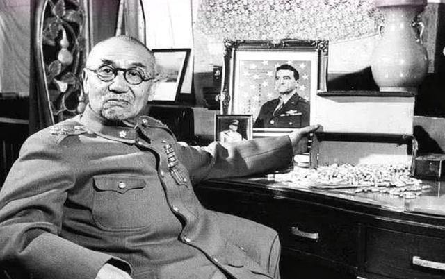 阎锡山有一习惯，足足坚持了38年，问其原因一句话让人敬佩