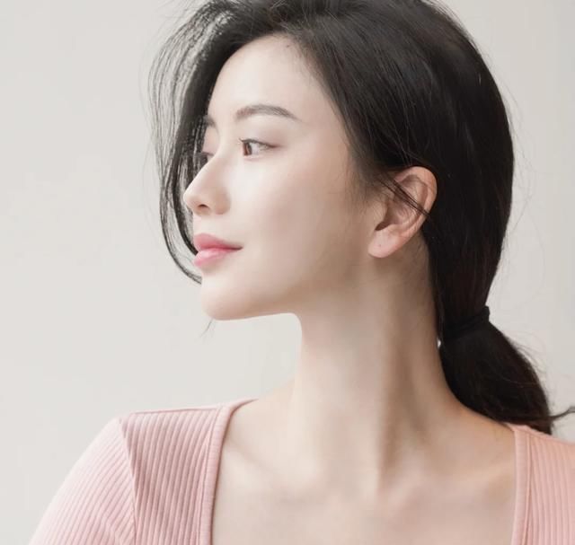 「皮肤」女孩子如果有这三种行为,会导致皮肤越来越差,你有没有中招呢?