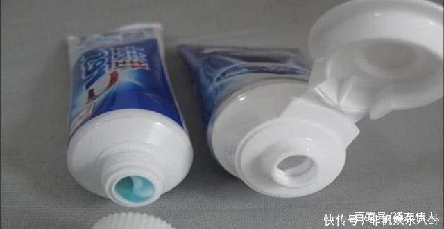  『白淡斑』牙膏与“它”混合，居然可以美白淡斑，用了半个月，皮肤又白又嫩