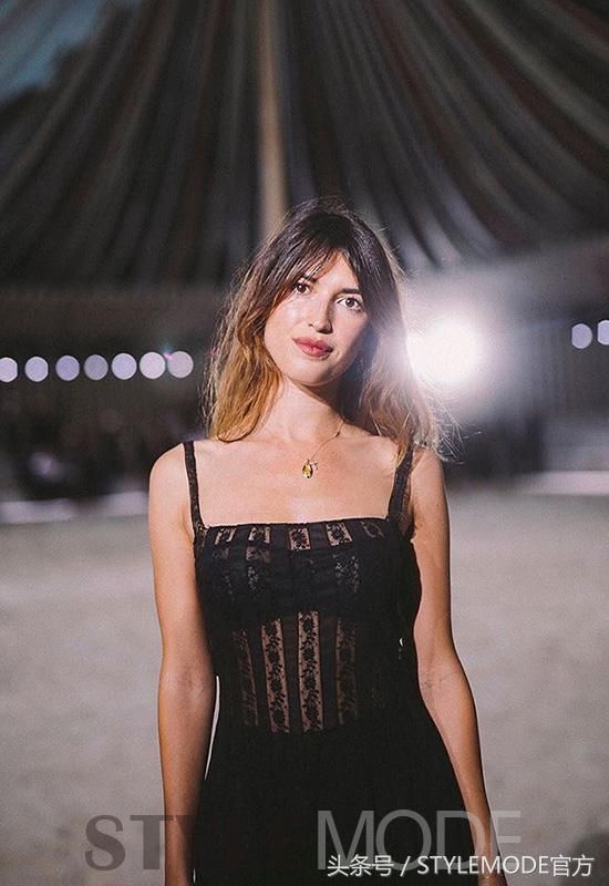 学巴黎女人的法式chic，你也可以美得漫不经心！