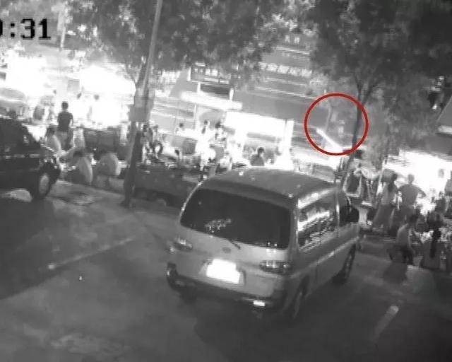 济南女孩深夜被撞没钱治疗？省立三院发布声明辟谣