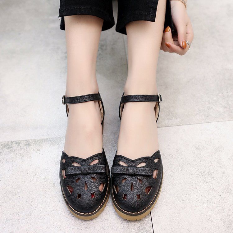 女人过35轻熟年纪，打扮高贵点!试试新款气质女鞋，女人味十足