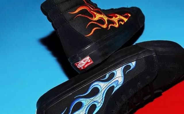 不仅吸金还吸睛!近期街头最 “炸” 的鞋就是这双了!