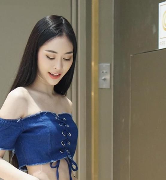  展现|潮流小姐姐贤良淑德，美得精致，展现优雅大气！