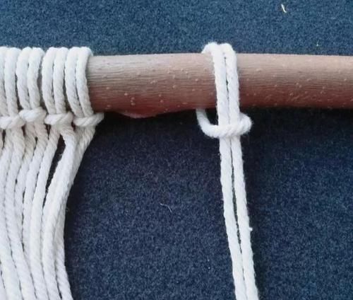  『手工』棉绳编挂篮，是挂在墙上的挂饰，也是墙面收纳，编绳手工附教程