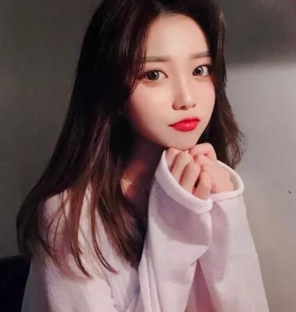 『青春期』青春期女生想要婴儿鼻做到这三点就可以,校花都在偷偷行动!