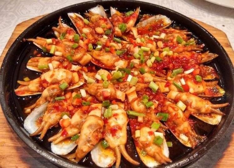  「海鲜」看海鲜新不新鲜，越是新鲜的，做法越是朴素！