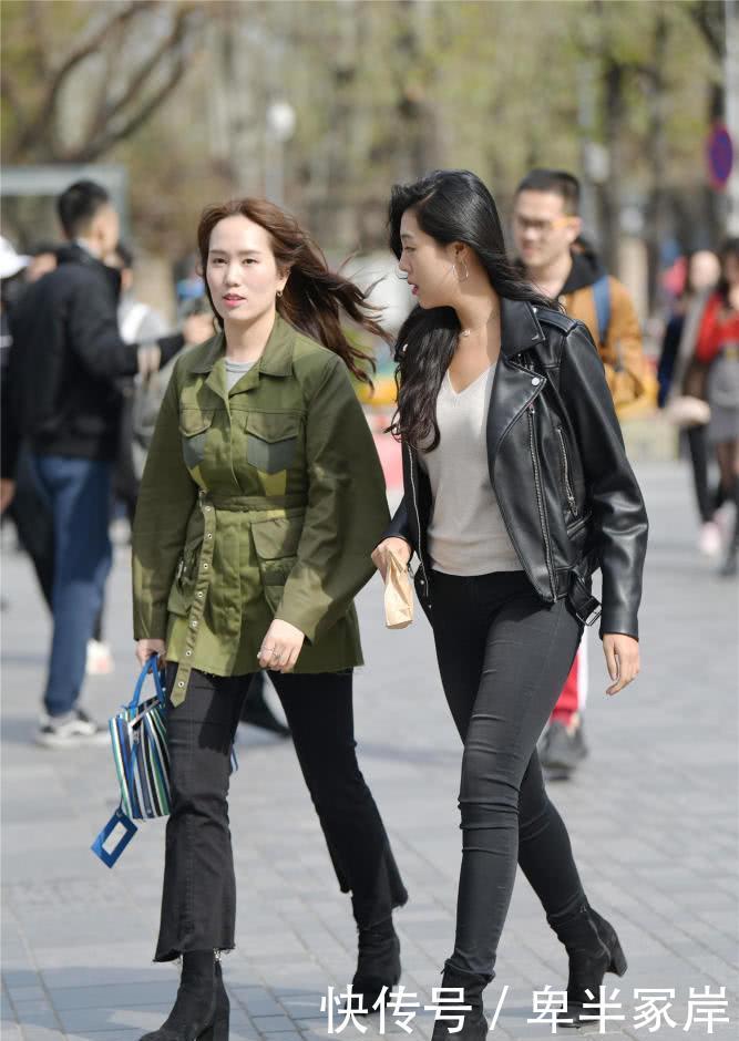  「连裤袜」春季必备的短靴搭配，穿出不同的味道，搭配出层次感更好看