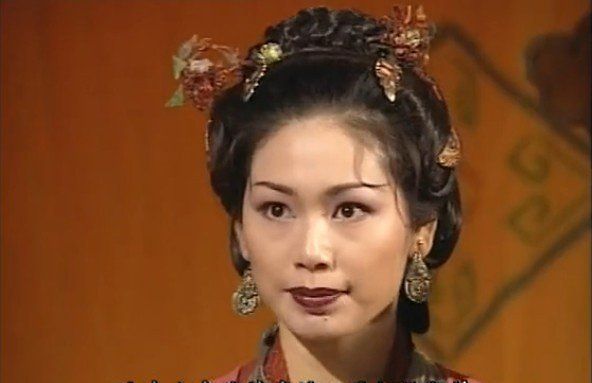 「早已」五个版本的富察皇后: 秦岚洗白知画, 董洁最美, 而她早已归隐!
