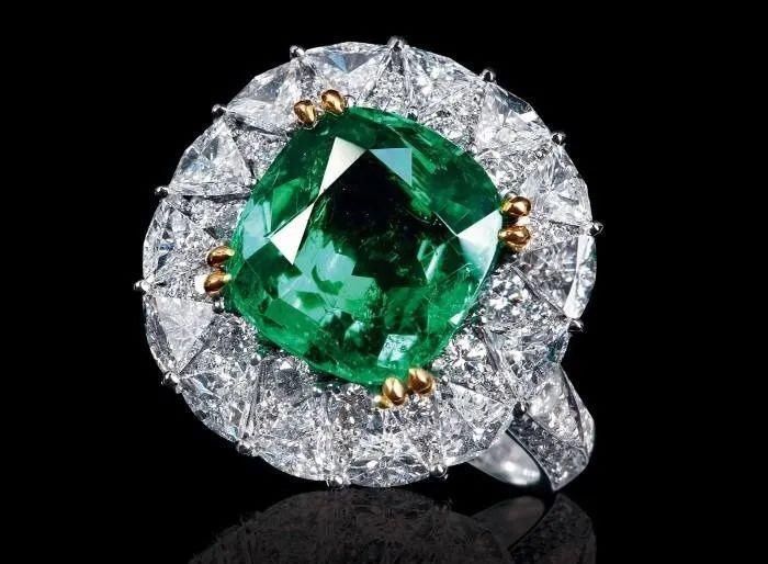  「宝石之」为何祖母绿身价年年攀高？这个秘密你一定要知道！