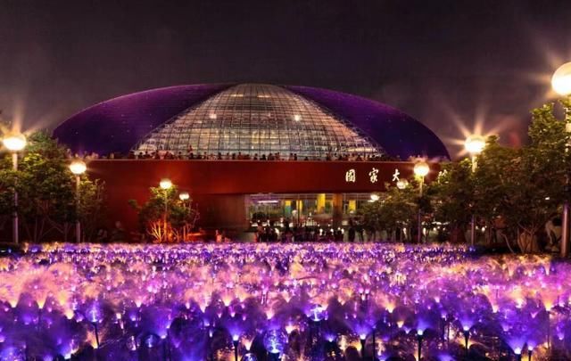 中国夜景超美的4大城市，灯光璀璨如繁星闪烁，有你的家乡吗？