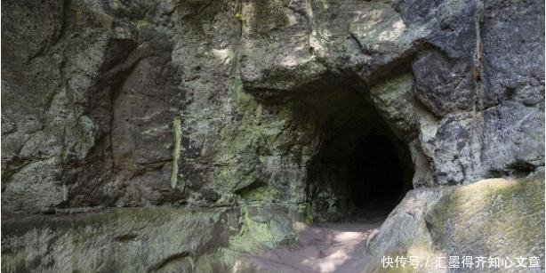 “终南山女隐士”归隐深山40年，终日清心寡欲，是悲哀还是幸福