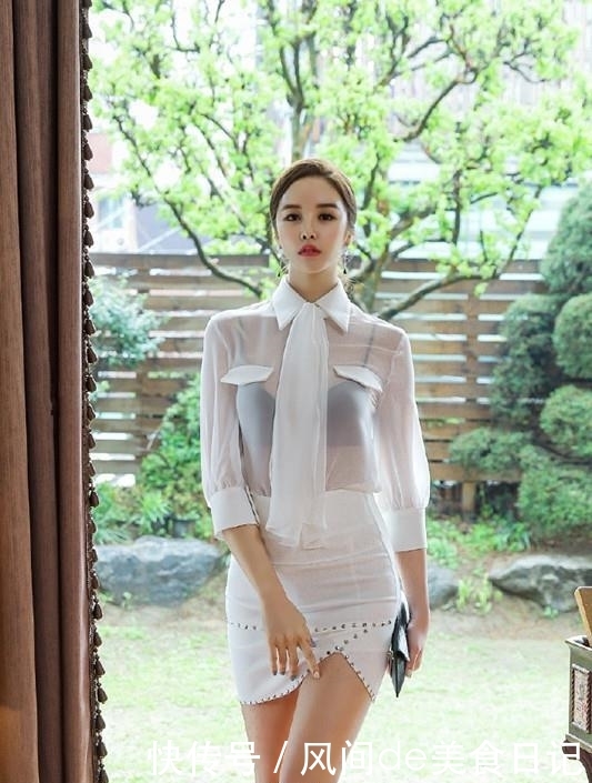 『美女』街拍美女:紧身牛仔裙,时尚优美,凸显小姐姐的超模气质!