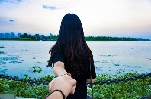 农村二婚女越来越多，遇到二婚女农村小伙该怎么办？