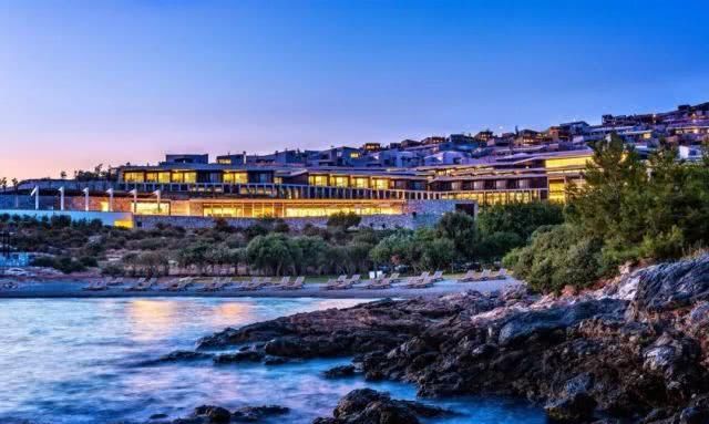 全球38家顶级奢华品牌酒店，你睡过几个？