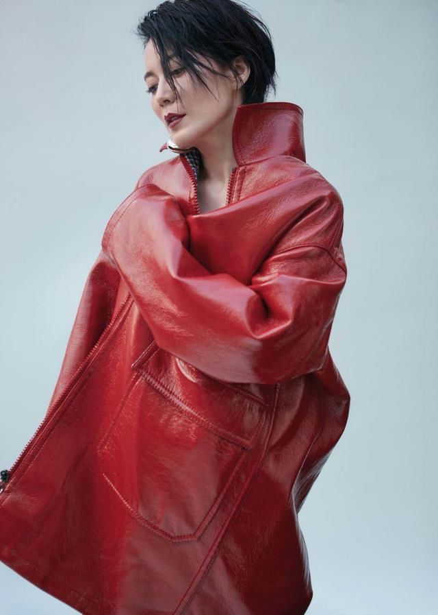 46岁的陶虹遇见47岁的俞飞鸿，这次气质美貌都不重要了