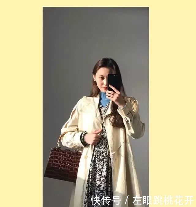  学院@春季怎能少了应景的碎花裙：搭西装御姐范，穿针织衫温柔学院风