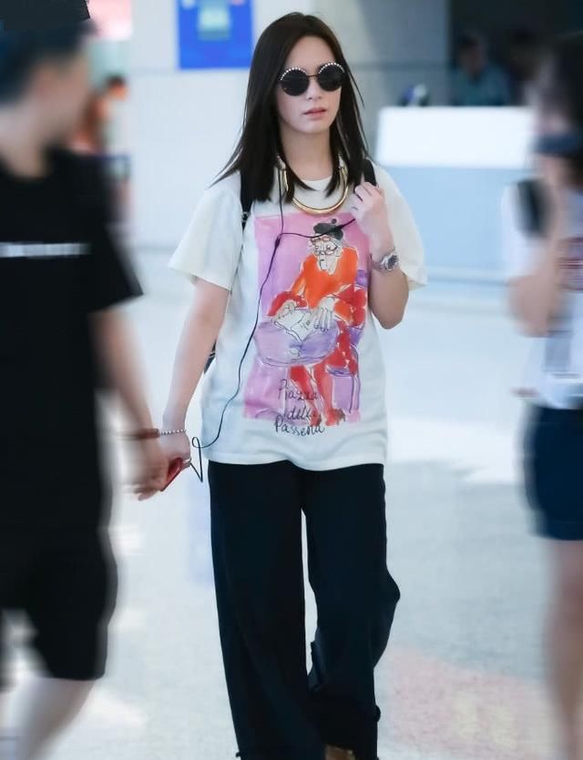 阿娇婚后身材发福，脸圆的有些过分！