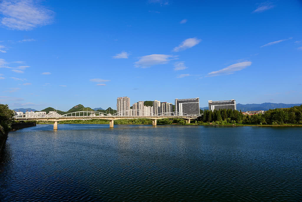  「安庆」安徽继芜湖之后，又一座城市让人“期待”，不是蚌埠也