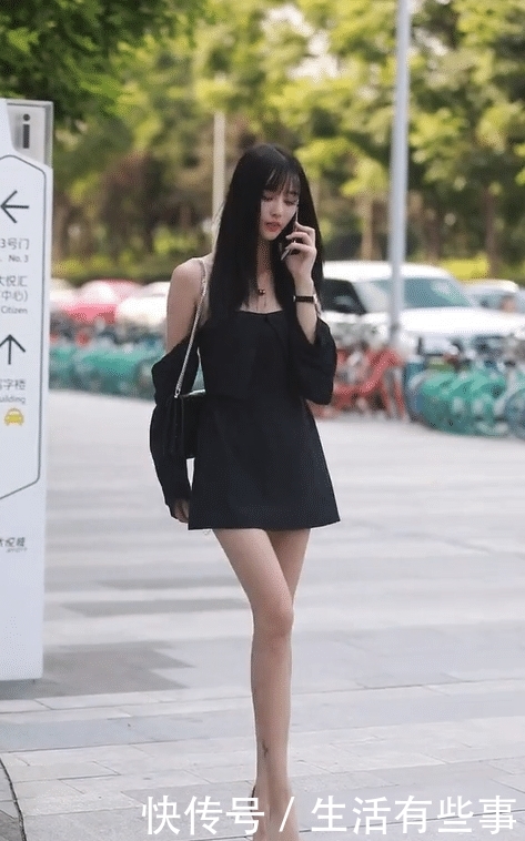 【边打电话】黑色连衣裙美女, 这长腿也太吸睛了!