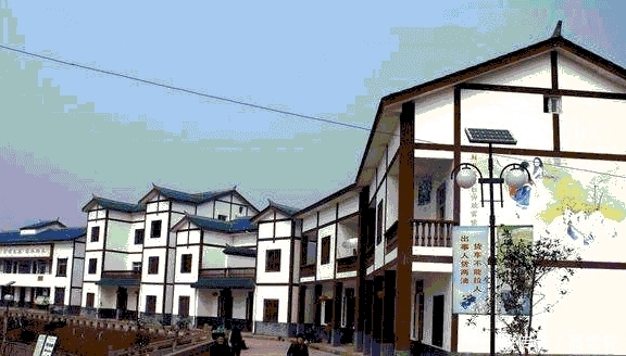 明年起村庄要合并成城镇了? 农民全部搬走吗? 不想搬会被强制吗?