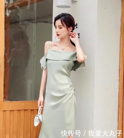  韵味：米白色连衣裙，时尚优雅，彰显东方女性韵味！